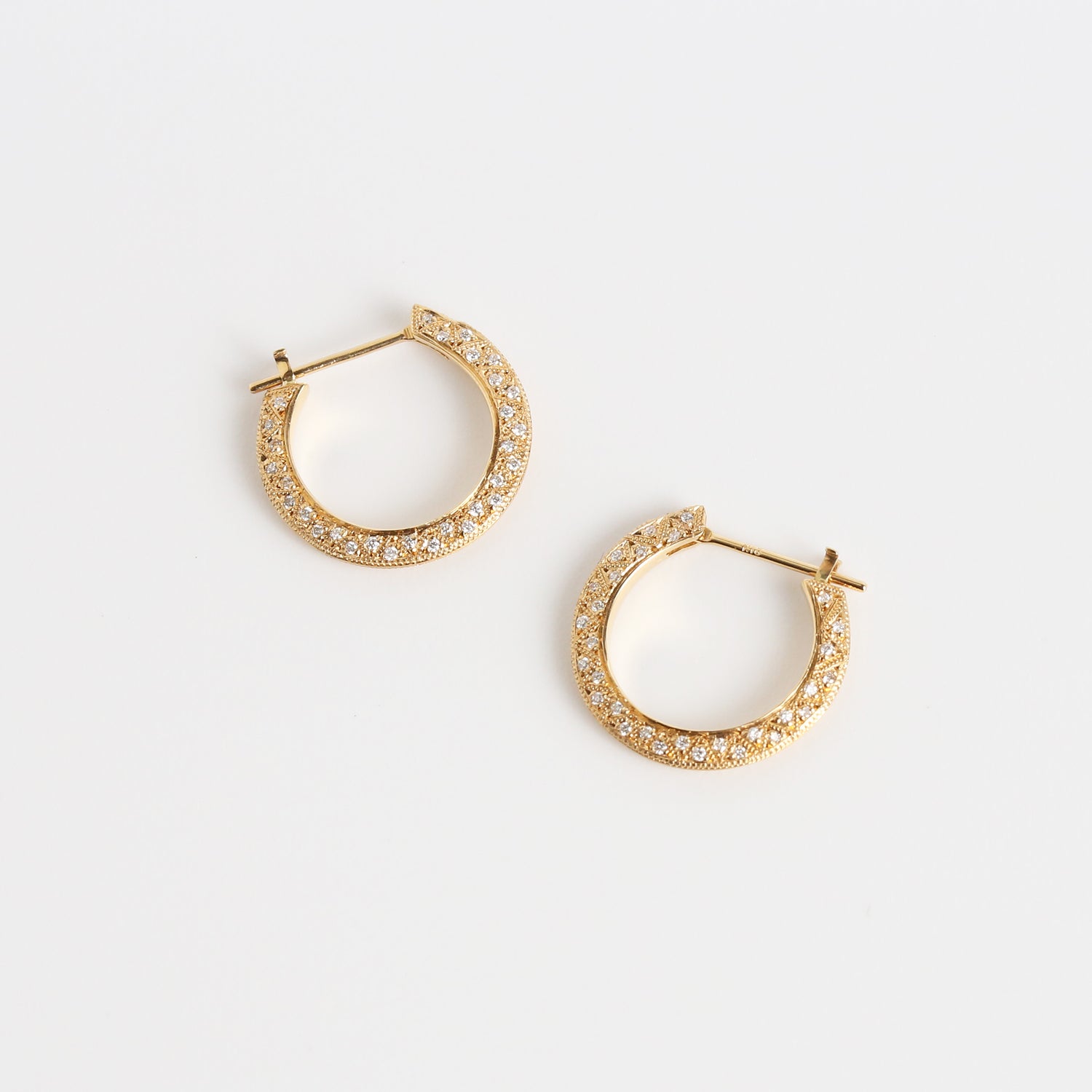 Le Marais | Hoop Pierce