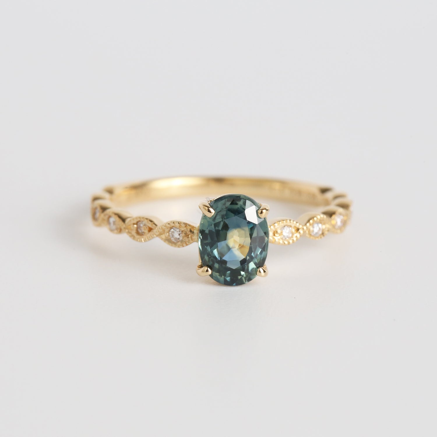 Leaf Ring | Green Sapphire