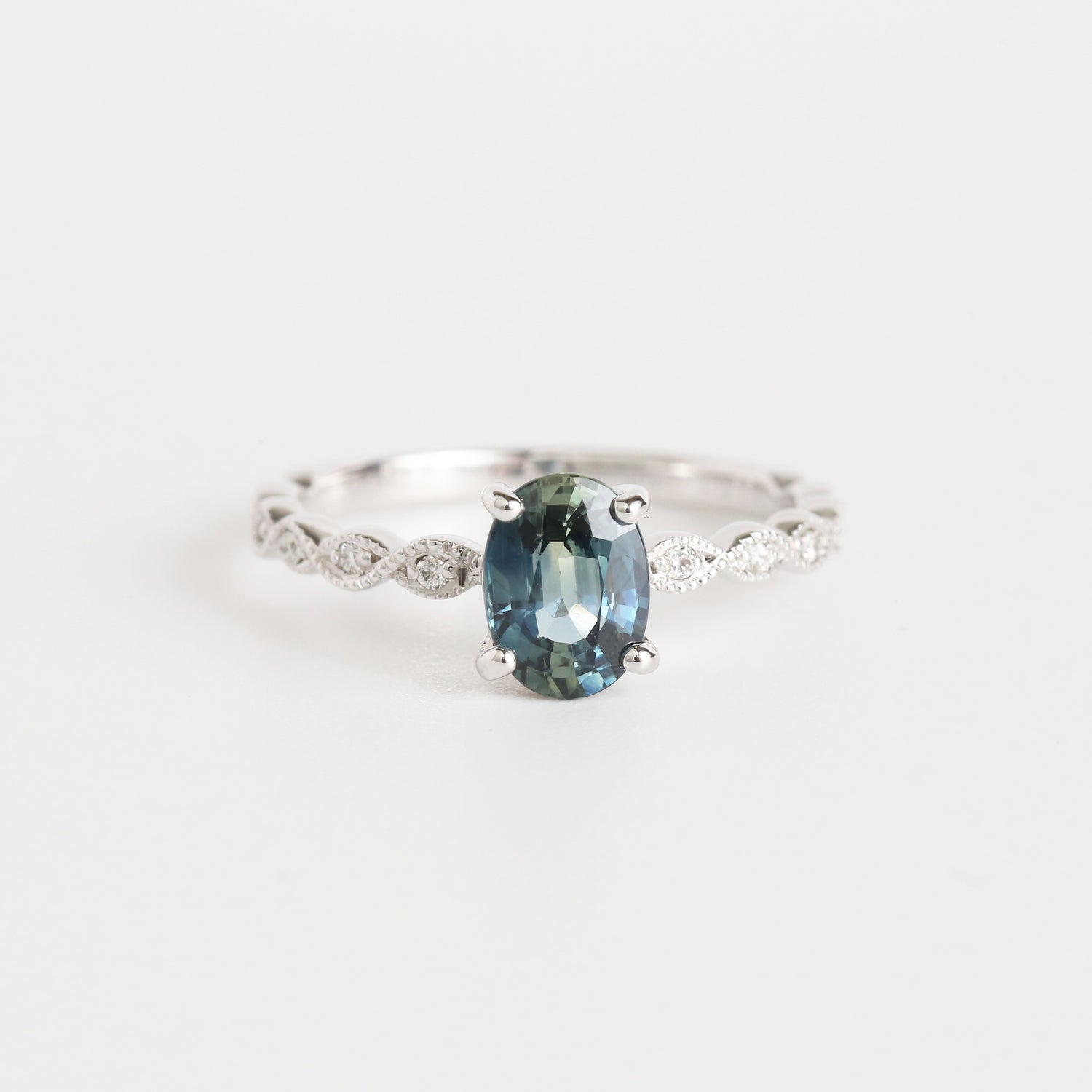 Leaf Ring | Bule Sapphire