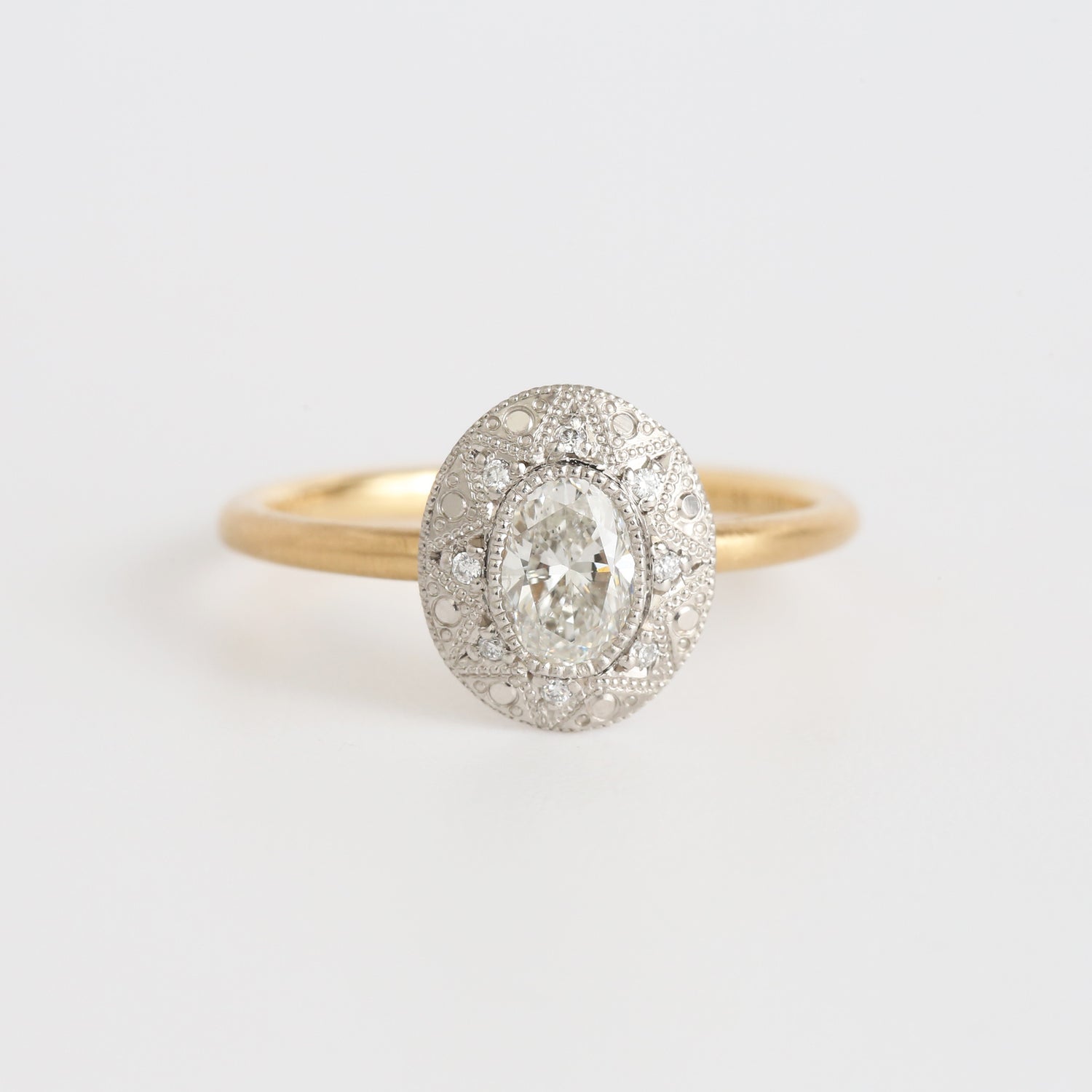 Le Marais | Oval Ring