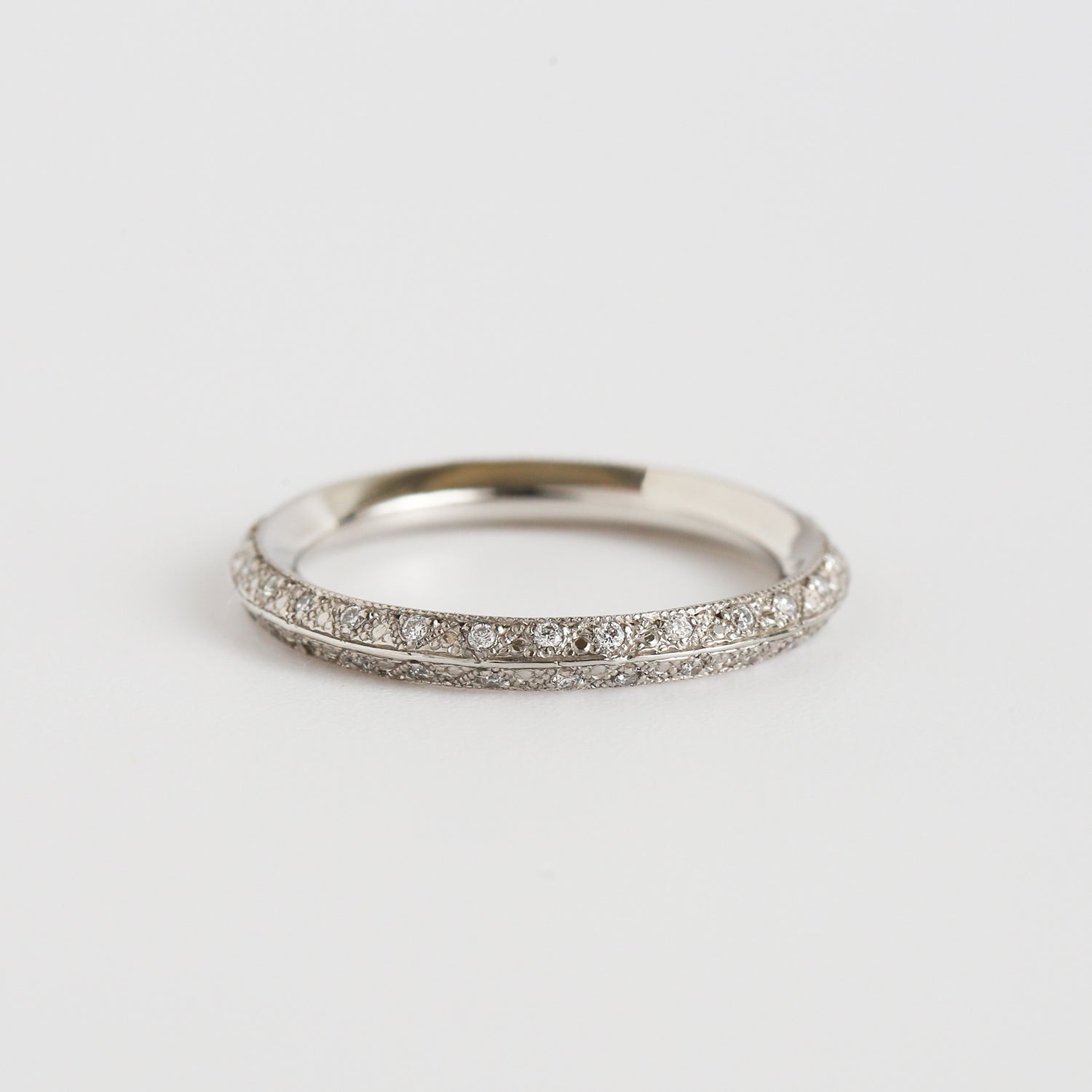 Le Marais | Knife Ridge Full Eternity Ring