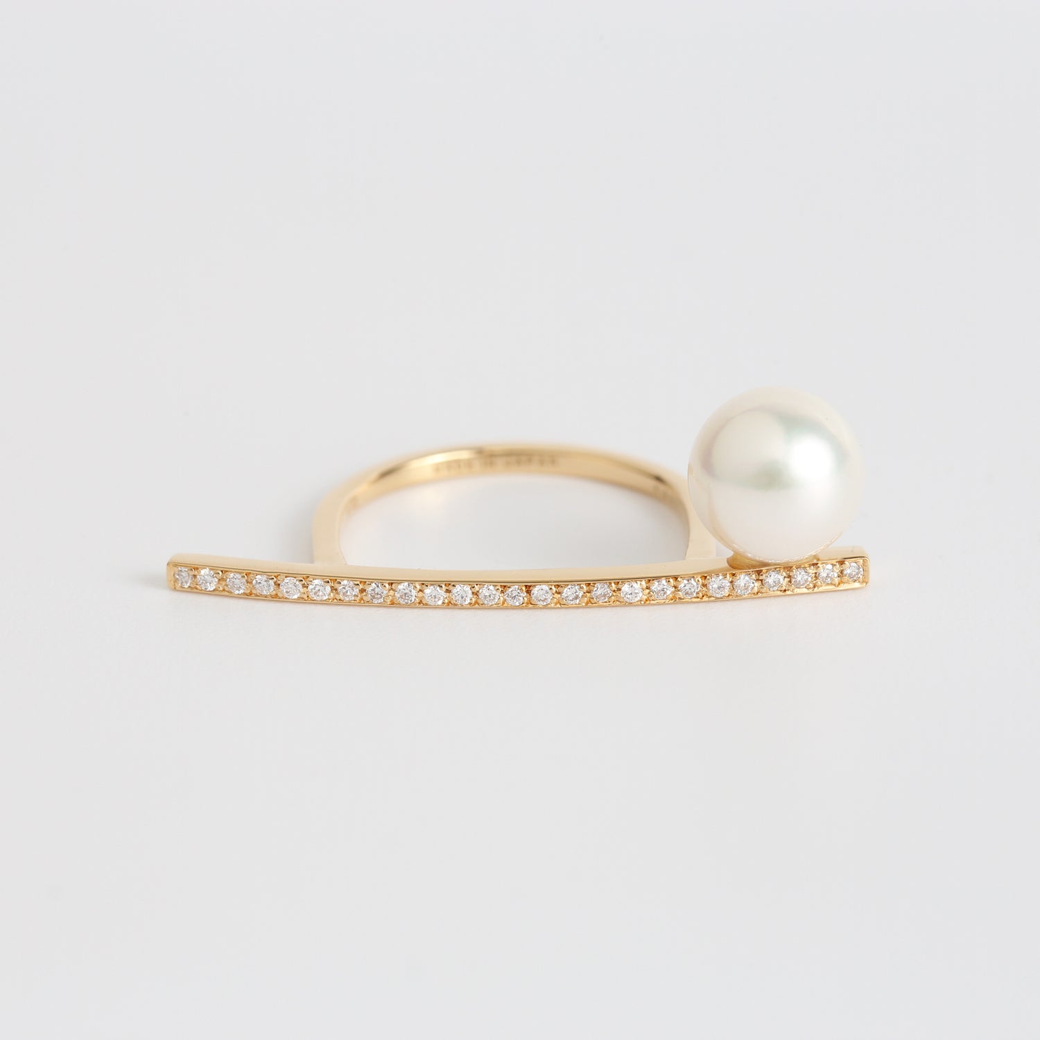 Orderly Line | Akoya Pearl Ring