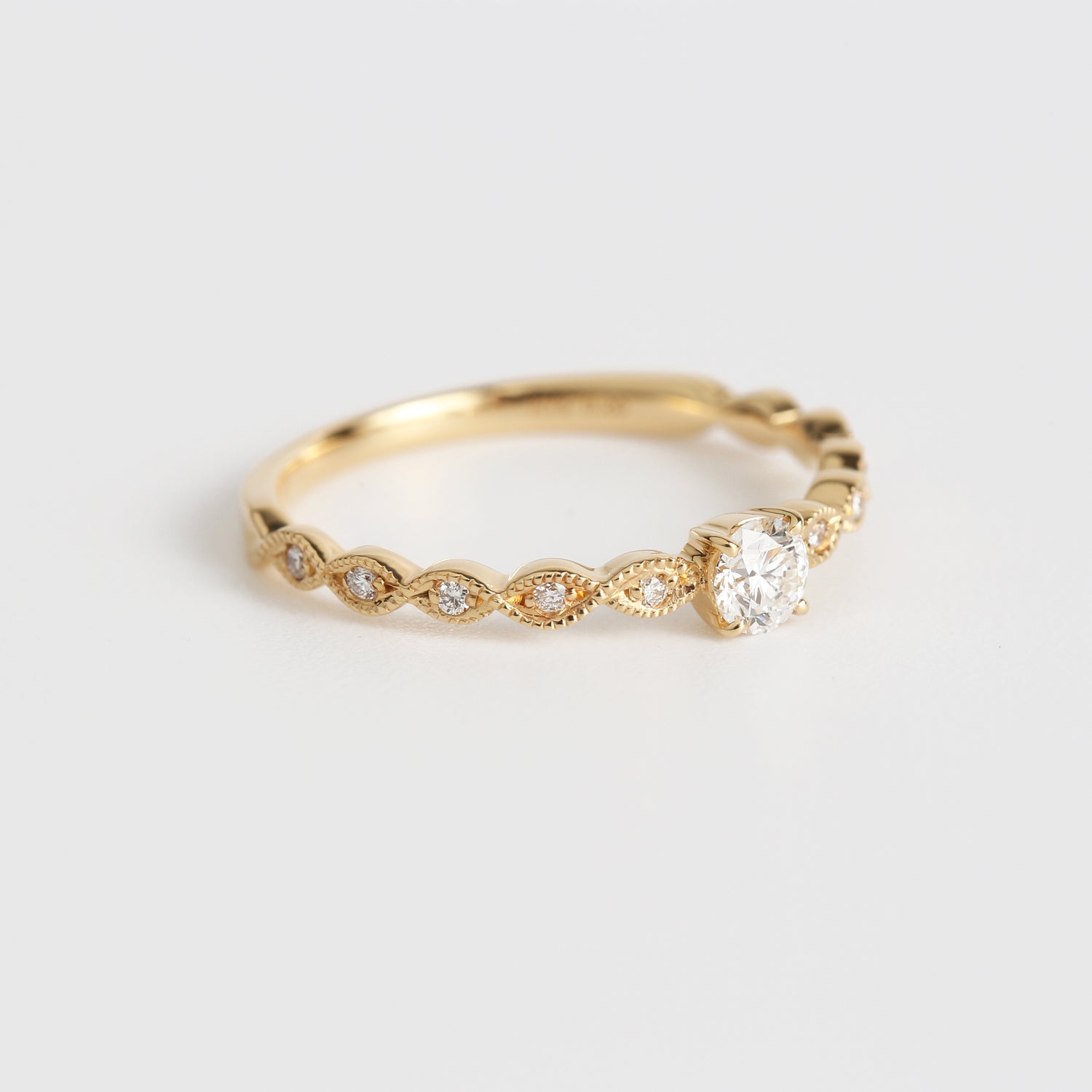 Leaf | Diamond Ring